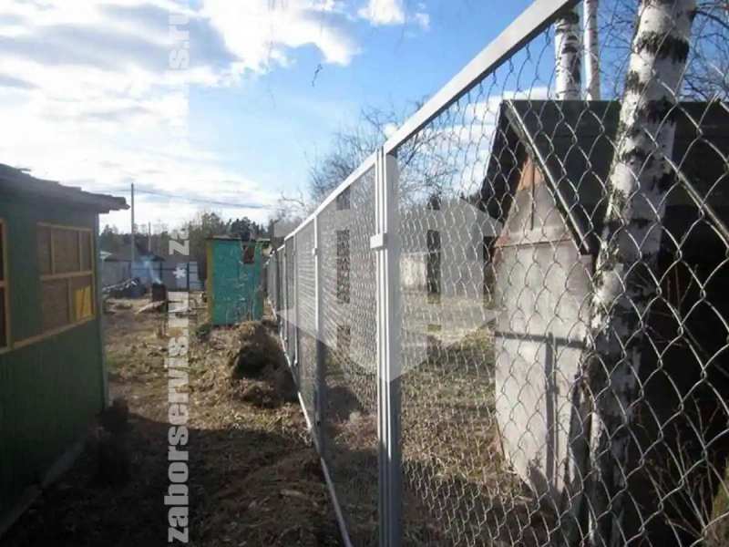Забор из сетки рабицы секциями 80 метров